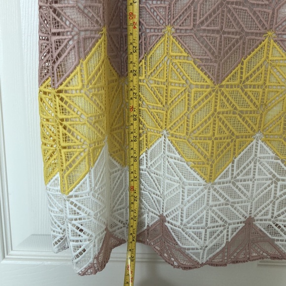 Simons Icone Shift Lazercut Style Dress - Picture 5 of 7